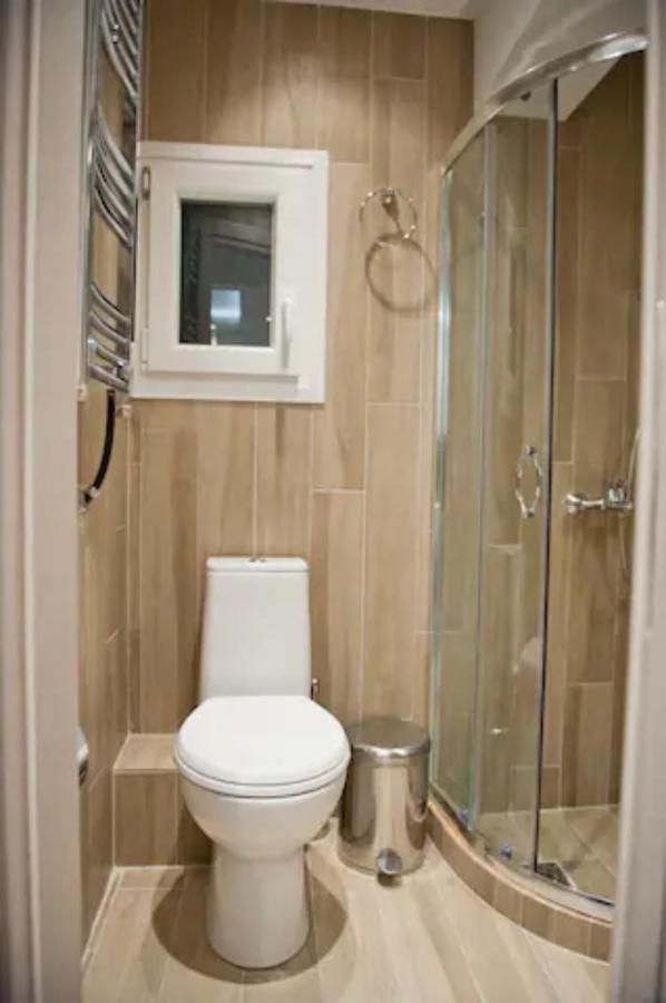 Manou No15 Apartment เทสซาโลนิกิ ภายนอก รูปภาพ
