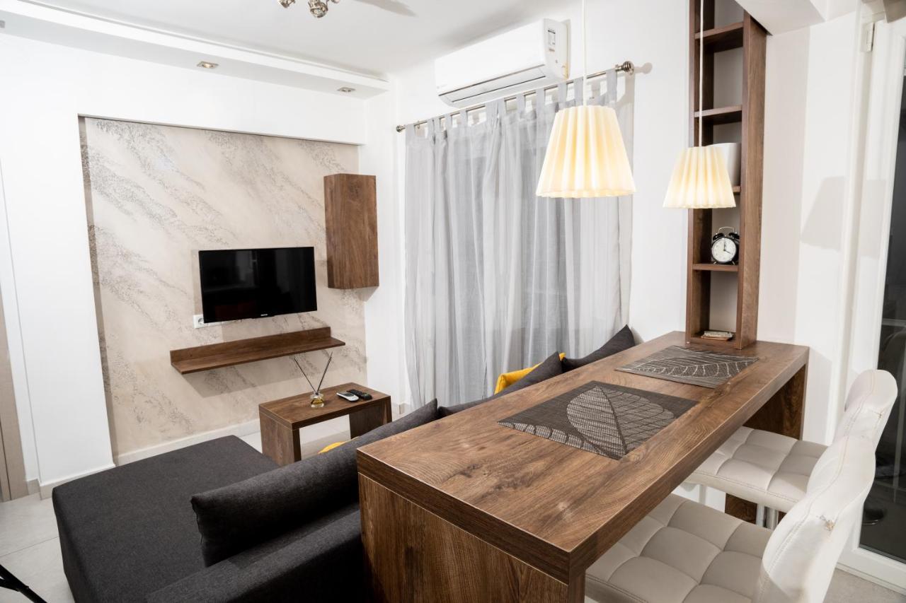 Manou No15 Apartment เทสซาโลนิกิ ภายนอก รูปภาพ