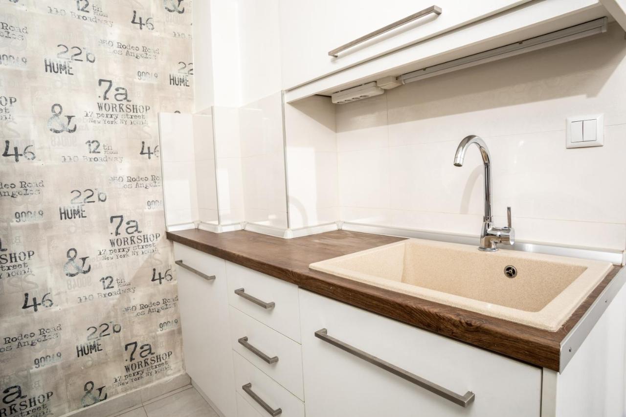 Manou No15 Apartment เทสซาโลนิกิ ภายนอก รูปภาพ